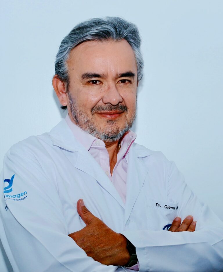 Dr. Glenn Mena Olmedo