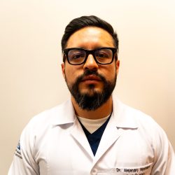Dr. Alejandro Montalvo